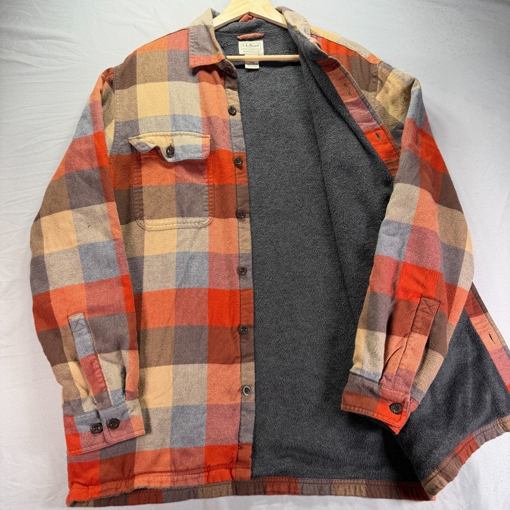 LL Bean Fleece Lined Flannel Shirt Mens Medium Orange Plaid Shacket Button Up